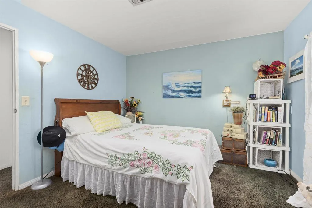 https://cdn.realtyfeed.com/cdn/127/306454668/f6c40cdf69bb853501fa31d61b685445.webp