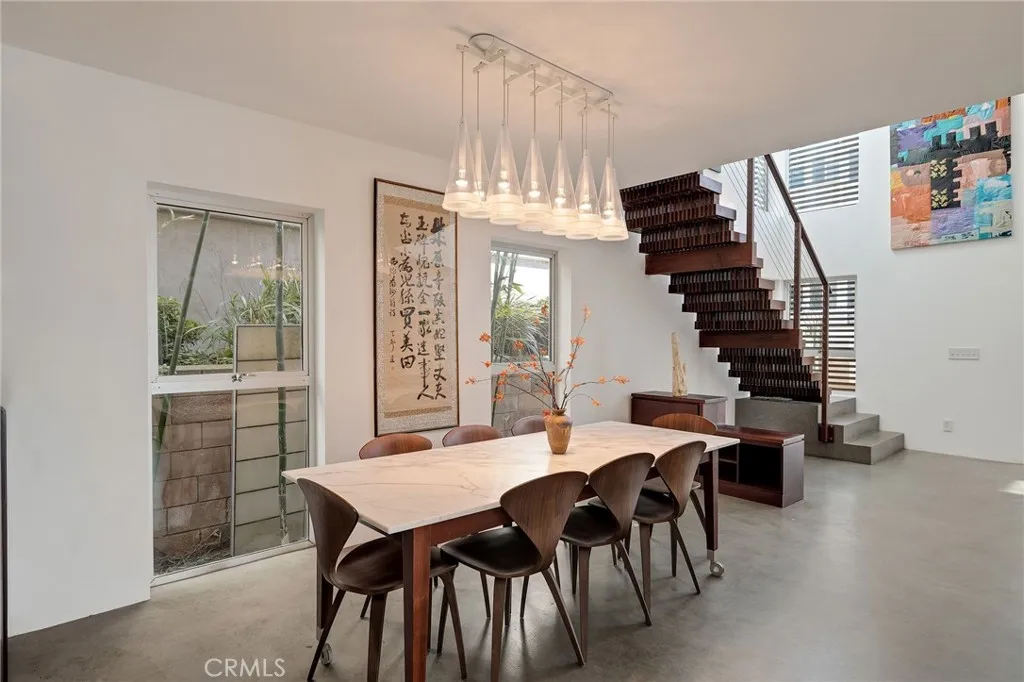 27 Driftwood Street, Marina del Rey, CA 90292 - Photo 5 of 56, Marina Del Rey, CA
