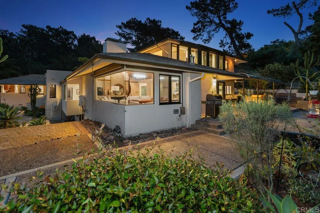 https://cdn.realtyfeed.com/cdn/127/306454757/12607fd663f71bc58639adb8900d1397.webp