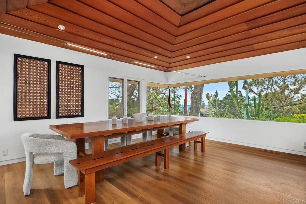 https://cdn.realtyfeed.com/cdn/127/306454757/2a76456fc72a3b39179324942d781cb5.webp