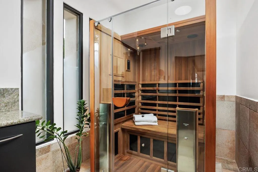 https://cdn.realtyfeed.com/cdn/127/306454757/53b7b3c2e07c4602bbf43fc7f5b43e78.webp