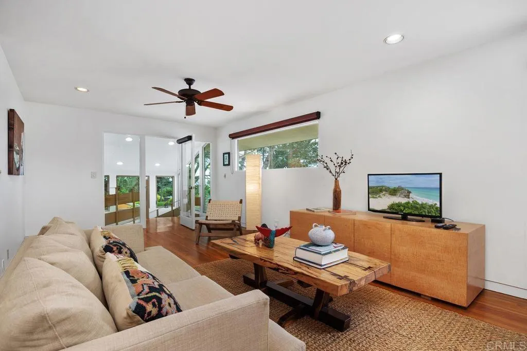 https://cdn.realtyfeed.com/cdn/127/306454757/633542321a2587101bf4267bdcc19cdc.webp