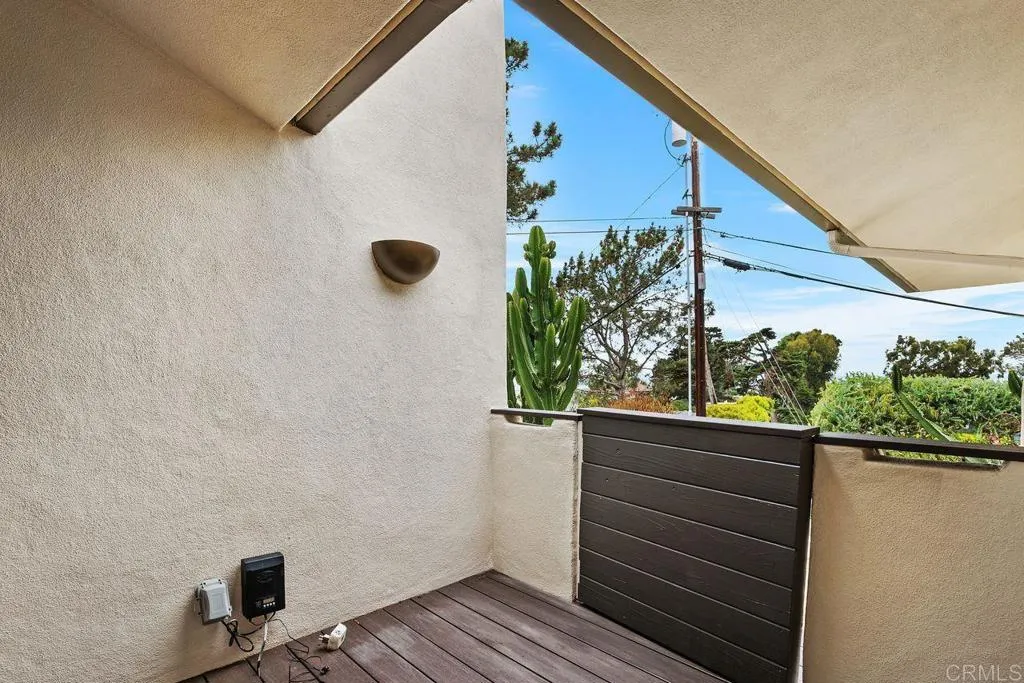 https://cdn.realtyfeed.com/cdn/127/306454757/7aeeb197709bb4603eb752db168dd173.webp