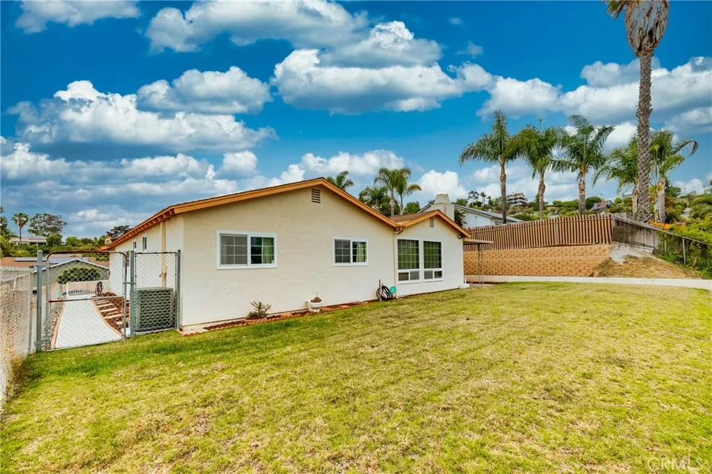 https://cdn.realtyfeed.com/cdn/127/306454938/69457ca68b2237f61cd6a6ab8bb2d237.webp