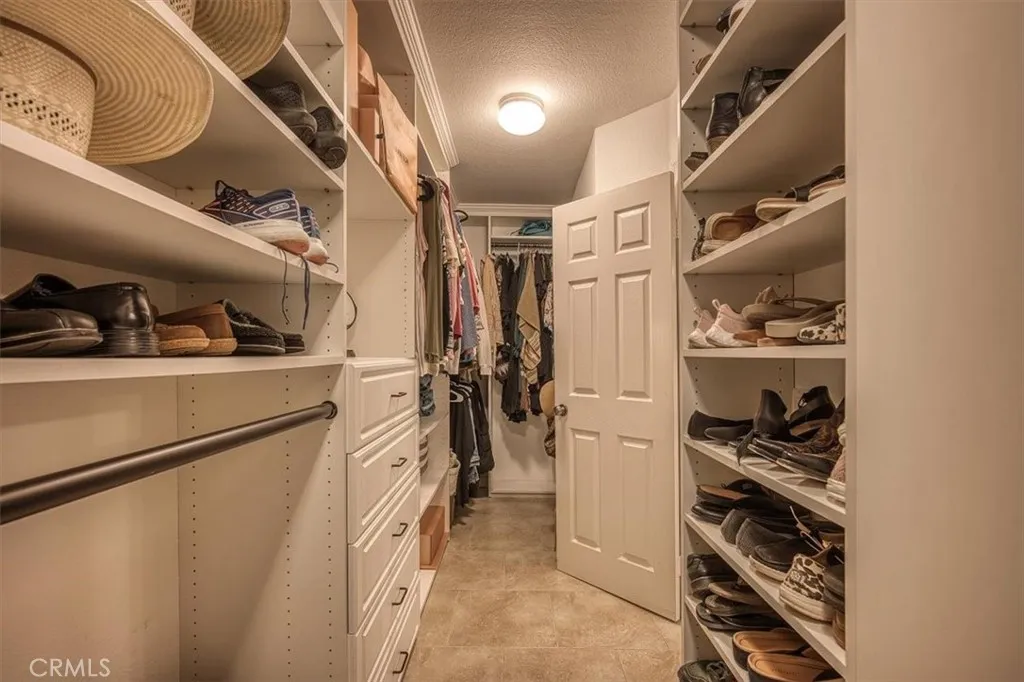 https://cdn.realtyfeed.com/cdn/127/306454982/0451ecbb1215f7bb982e2dc31c39d41b.webp