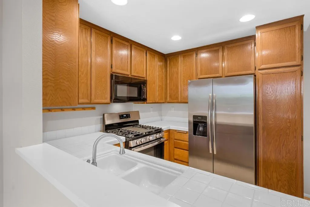 Photo #6: NDP2505346 Listing 