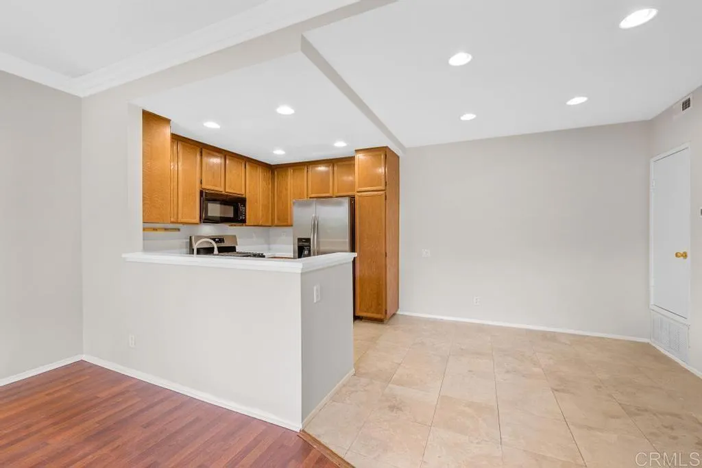 https://cdn.realtyfeed.com/cdn/127/306455020/d4befd7584fb812053b1e6cad7fdb60c.webp