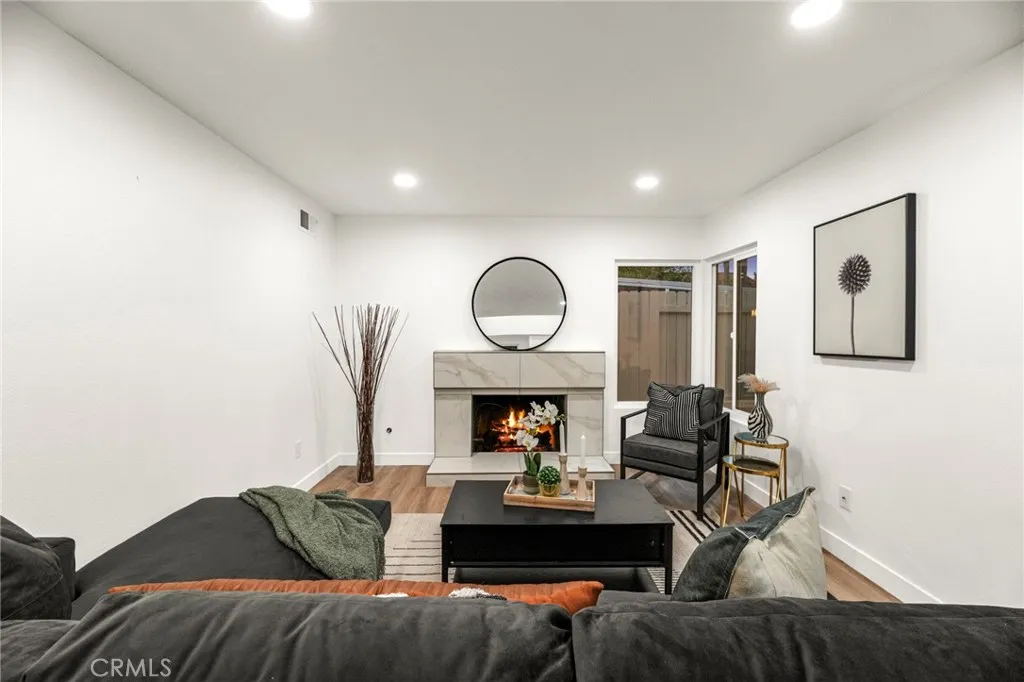 https://cdn.realtyfeed.com/cdn/127/306455046/13651c033f0efb946dfc31b4742b7a4e.webp