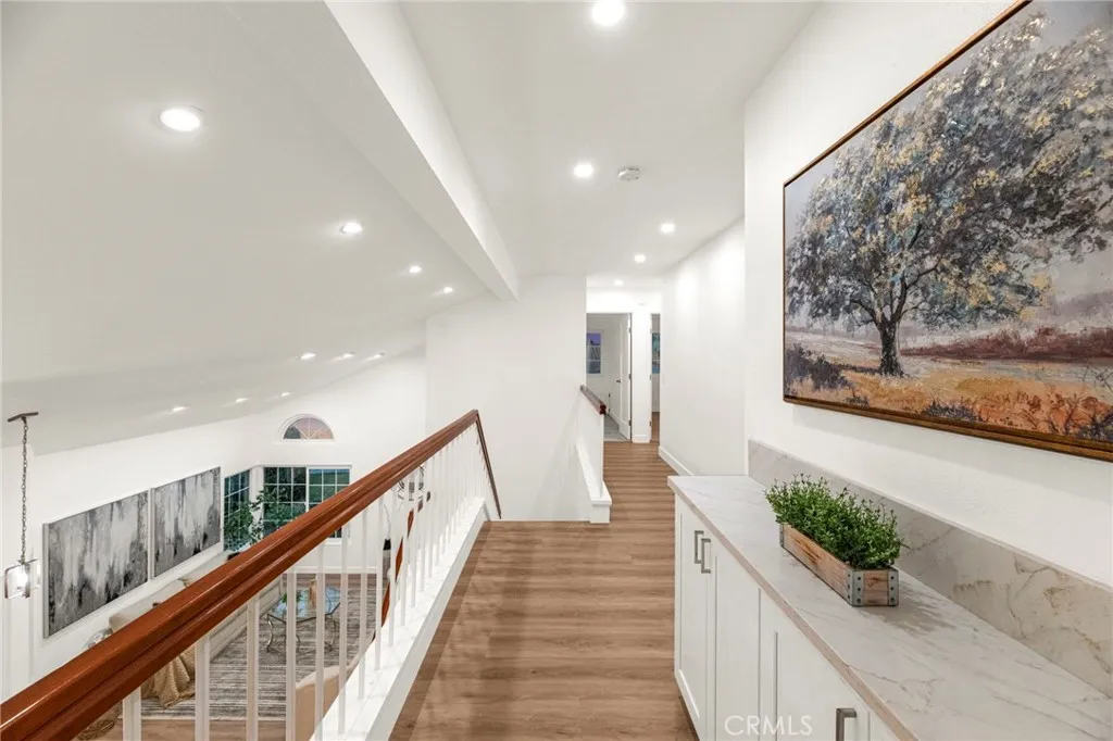 https://cdn.realtyfeed.com/cdn/127/306455046/b8a20aab2f598e4295aecf2ac7f87c55.webp