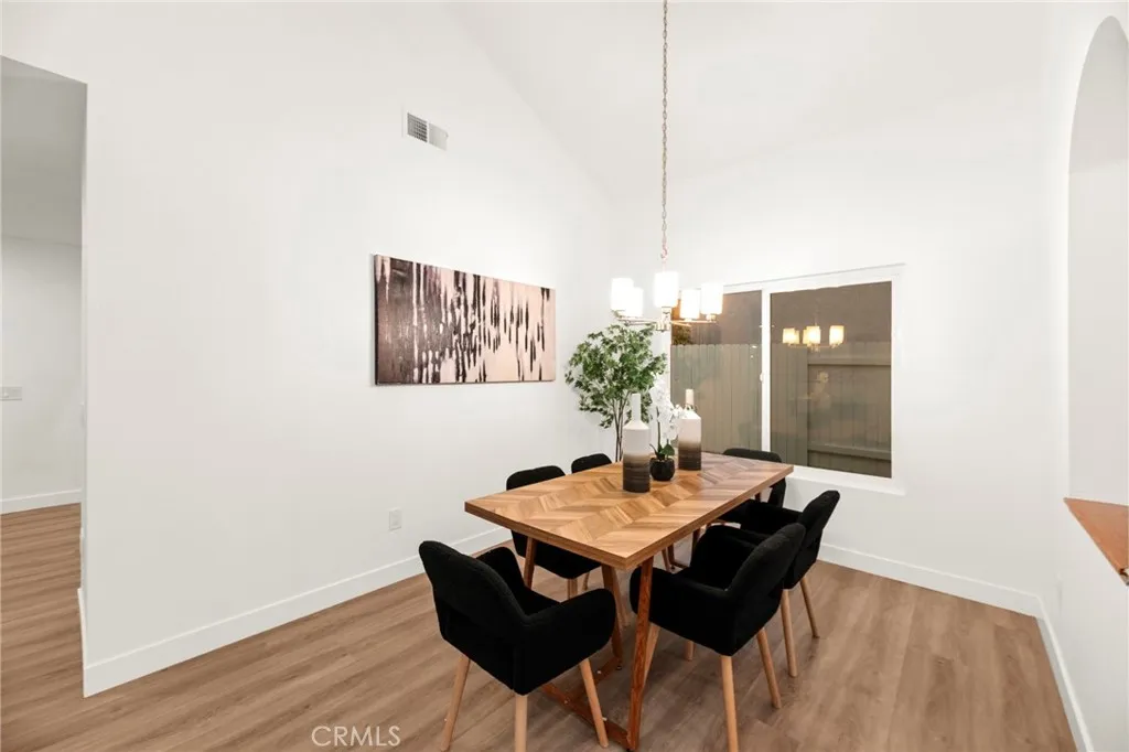 https://cdn.realtyfeed.com/cdn/127/306455046/e9ff8f2c9ea0639b5ae520bc65ae30d4.webp