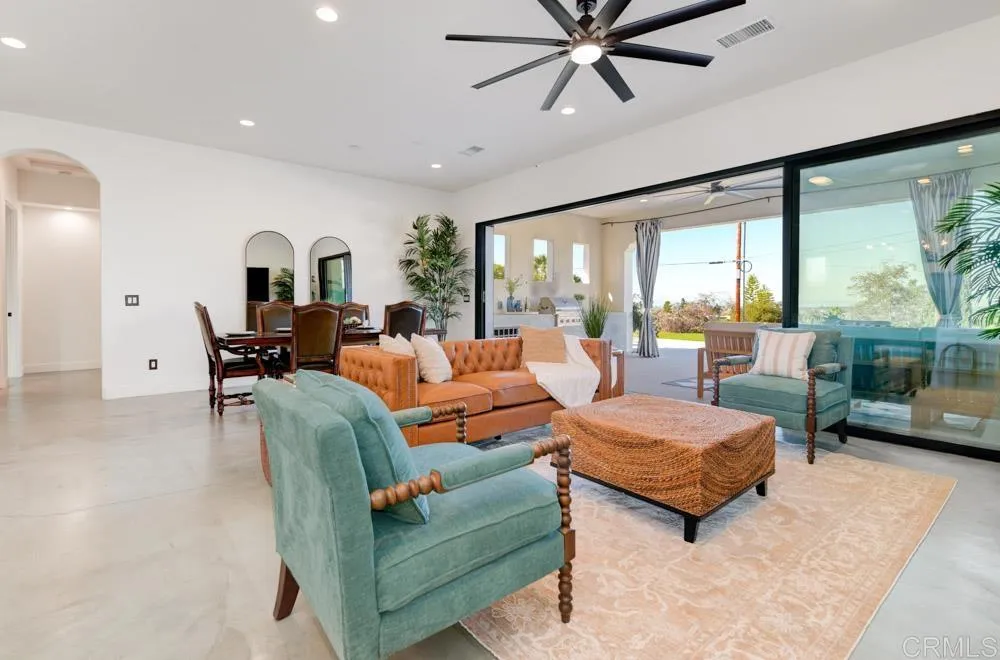 https://cdn.realtyfeed.com/cdn/127/306455057/3e9681aa5a2cbf99eb6a4a788e9429d8.webp