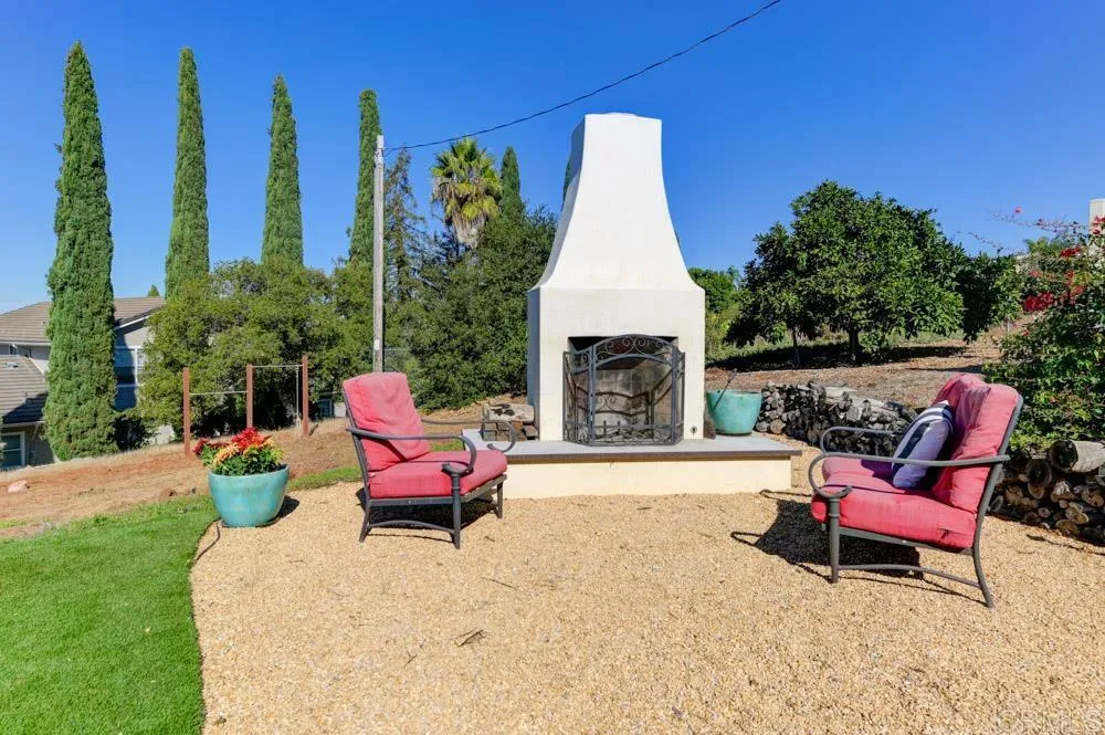 https://cdn.realtyfeed.com/cdn/127/306455057/82bdfb659a6b6bffd8c04acfc1cc7f5e.webp