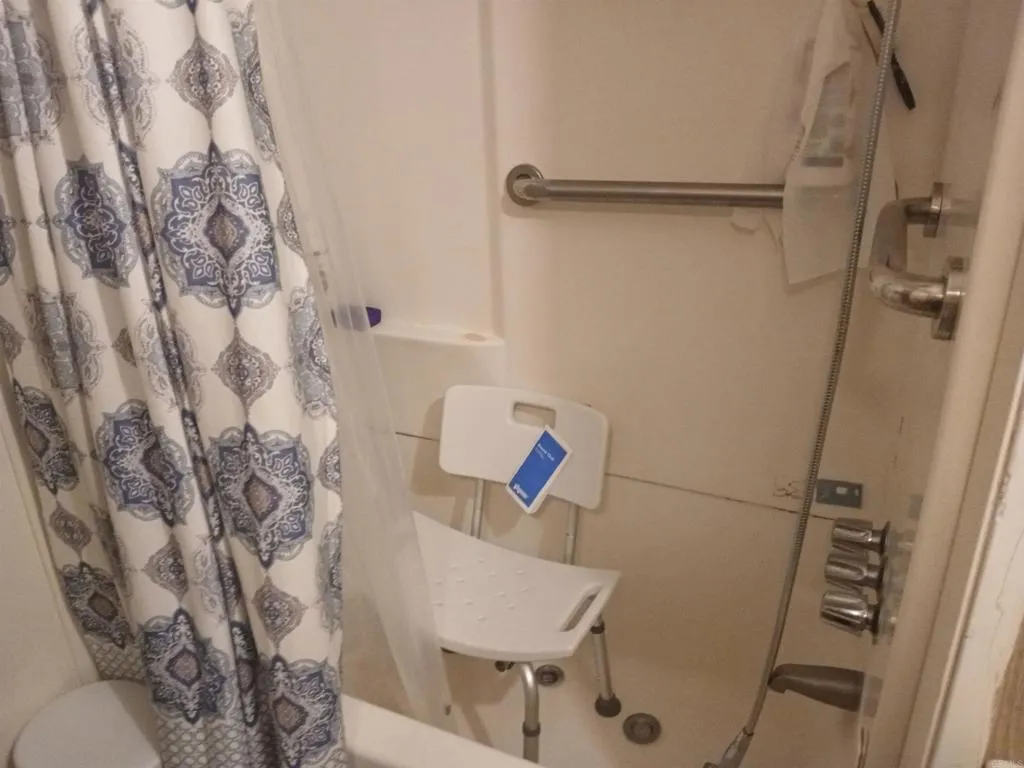 https://cdn.realtyfeed.com/cdn/127/306455139/4c3cadb49112ce85e1f973511d86f020.webp