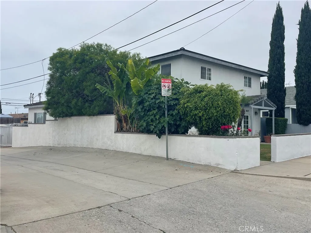 927 W 6th Street, San Pedro, CA 90731 - Photo 3 of 40, San Pedro, CA