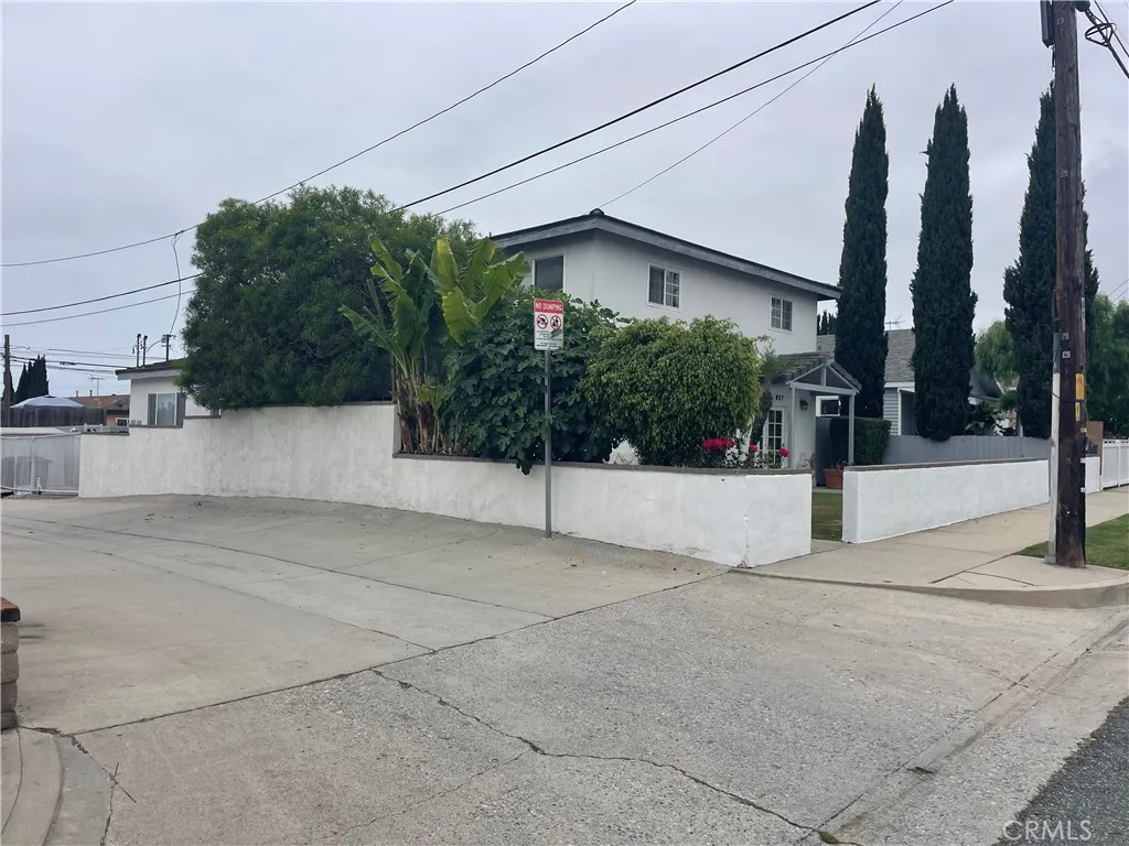 927 W 6th Street, San Pedro, CA 90731 - Photo 4 of 40, San Pedro, CA