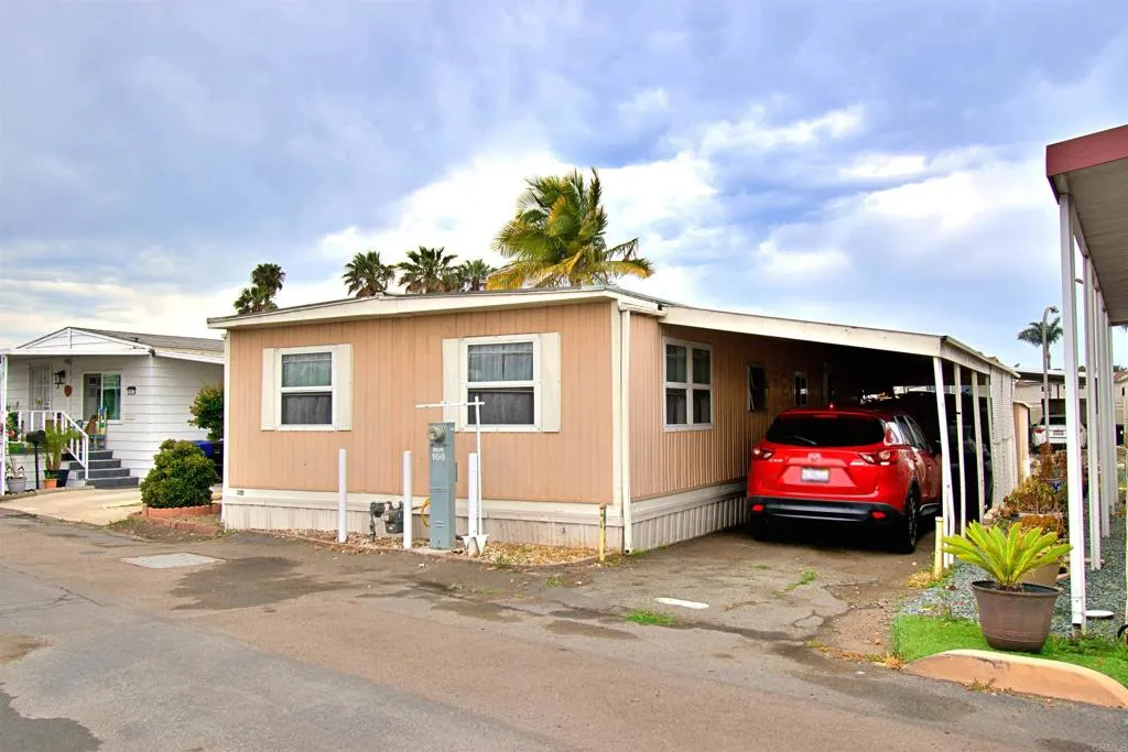 https://cdn.realtyfeed.com/cdn/127/306455259/01152b8cdf2effff60233c751b8596b0.webp