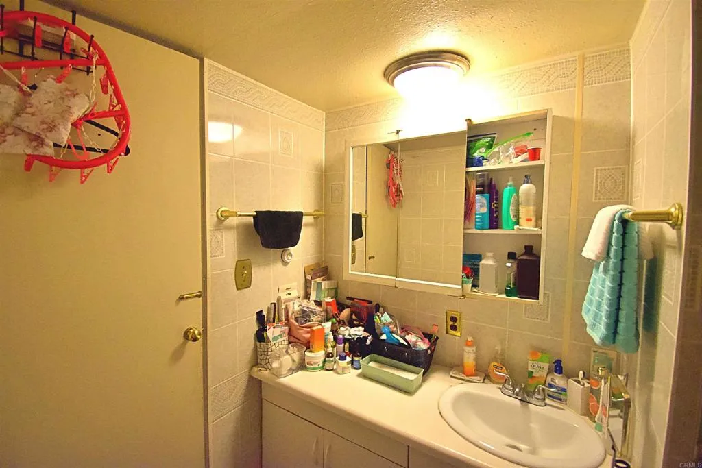 https://cdn.realtyfeed.com/cdn/127/306455259/32969ca6468f59d3a77b2fea8f2e2108.webp