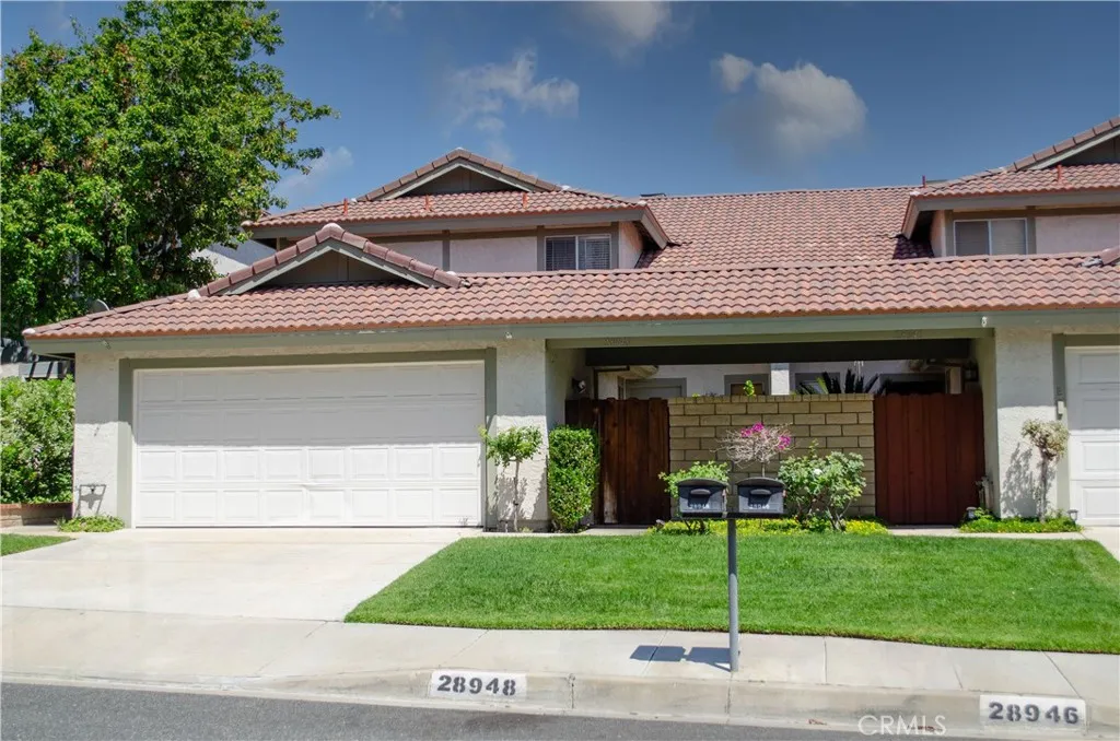 28948 Marilyn Drive, Canyon Country, CA 91387 - Photo 3 of 39, Canyon Country, CA