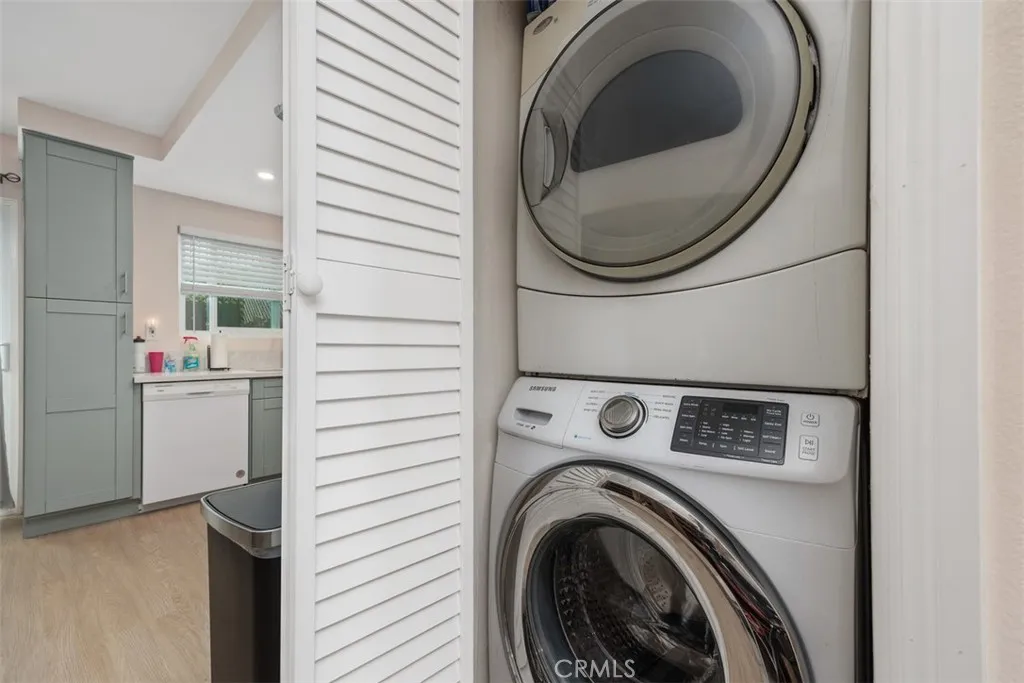 https://cdn.realtyfeed.com/cdn/127/306455350/5047eefc093da6001f1283b704a1c72b.webp