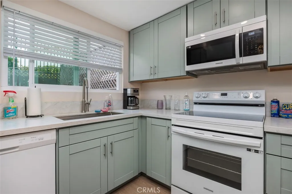 https://cdn.realtyfeed.com/cdn/127/306455350/7596ca885742c327003af9a03d95ea1b.webp