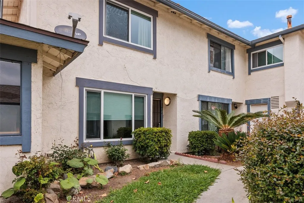 Photo #4: OC25117161 Listing 