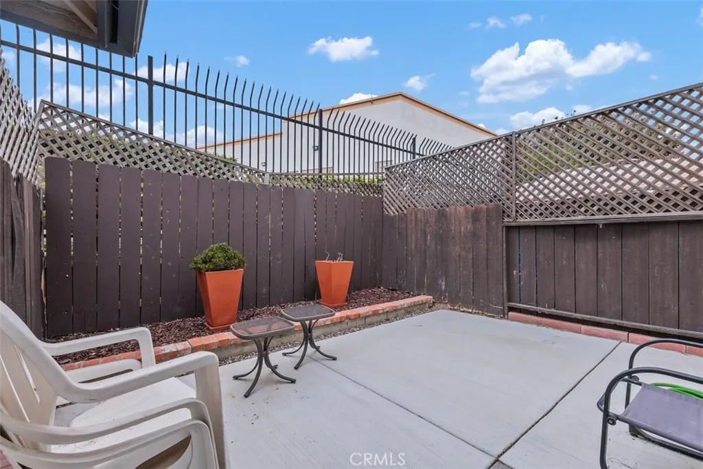https://cdn.realtyfeed.com/cdn/127/306455350/f76505aa5def9e0f2fb1249a01c1b357.webp