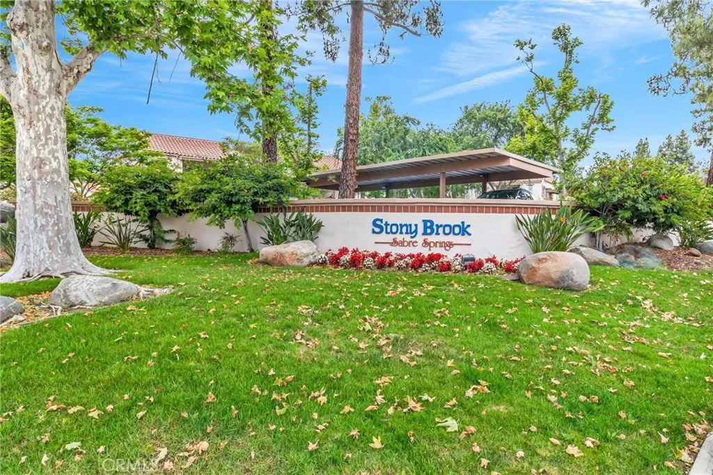 https://cdn.realtyfeed.com/cdn/127/306455421/6e24ee7f0f8b35135d76ca3ea71cbd5d.webp