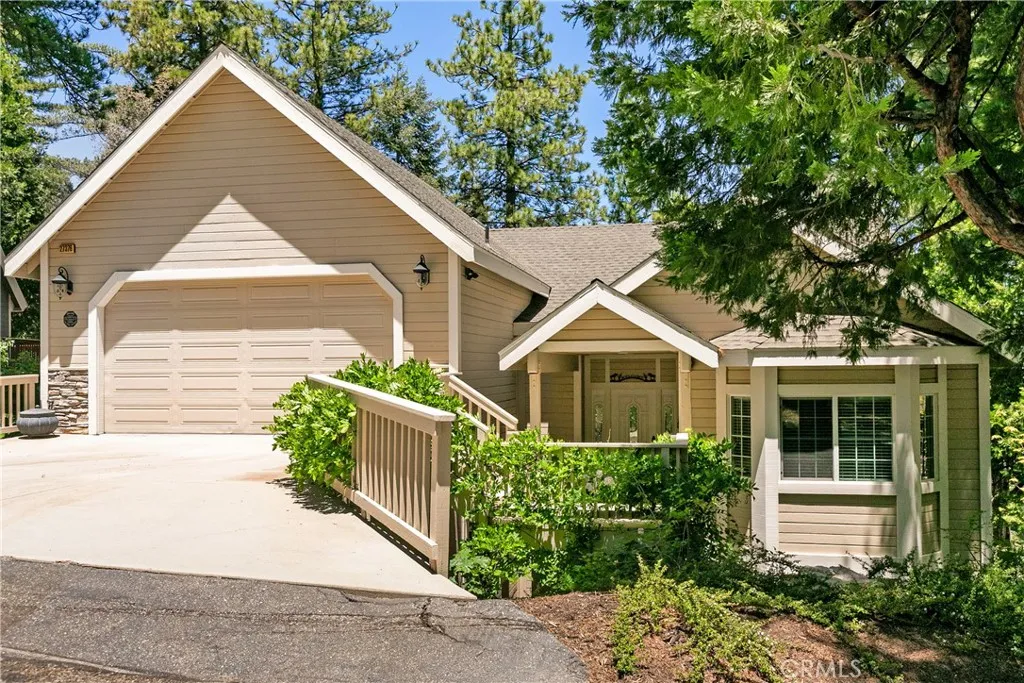 Lake Arrowhead, CA 92352