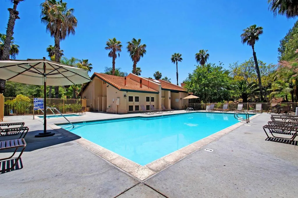 https://cdn.realtyfeed.com/cdn/127/306455557/34edd31b604e8a1b650feb76853706cb.webp