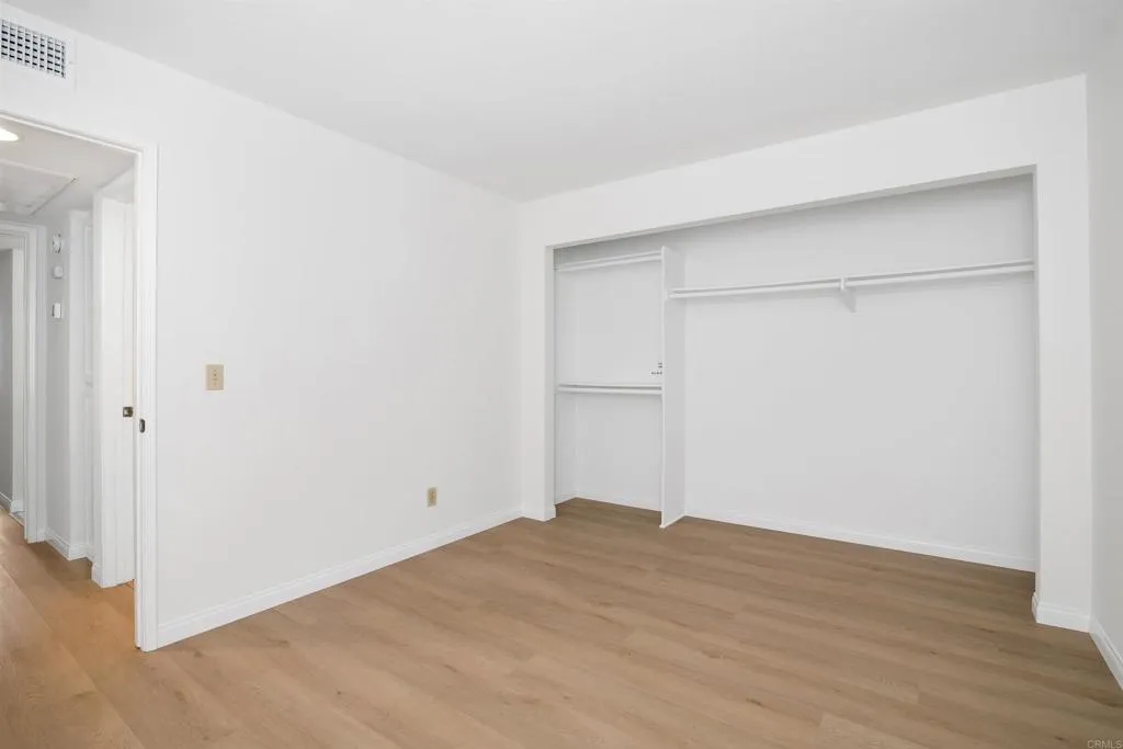 https://cdn.realtyfeed.com/cdn/127/306455557/af518d2d8286fb1322a18c5ccdeadd3e.webp