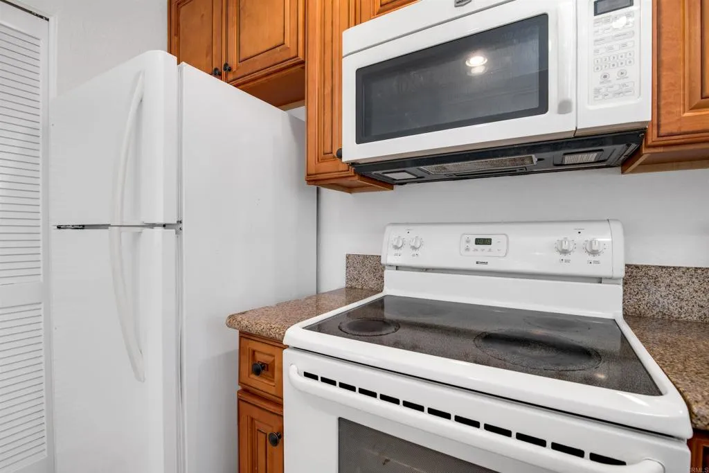 https://cdn.realtyfeed.com/cdn/127/306455557/afb29fdc084028eefebb205e464313e4.webp
