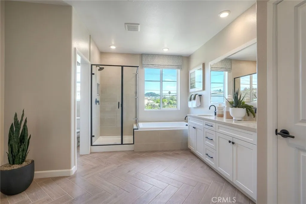 https://cdn.realtyfeed.com/cdn/127/306455633/17f4482454b184f0aa846484fbf1e741.webp