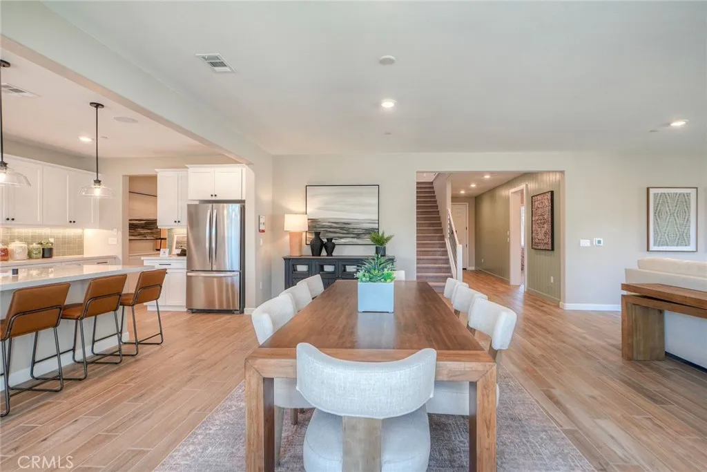 https://cdn.realtyfeed.com/cdn/127/306455633/ecad950776f87d3807166698cf27ea20.webp
