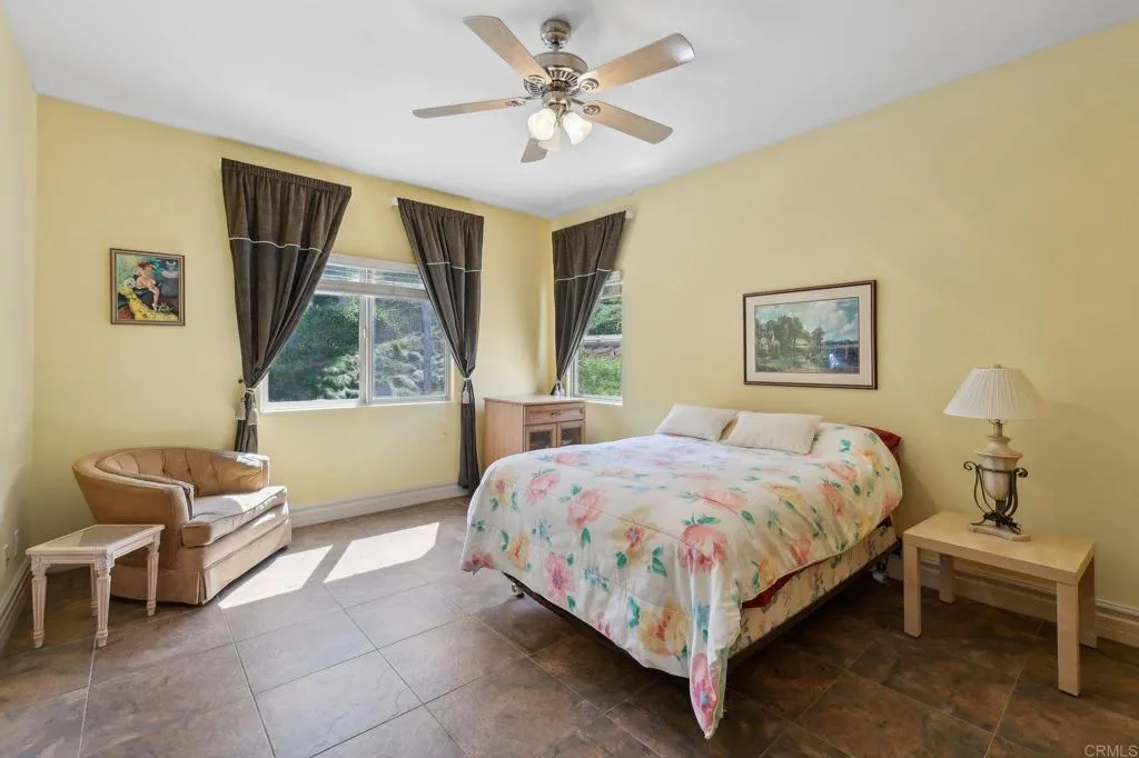 https://cdn.realtyfeed.com/cdn/127/306455638/3ad3395c219bdc666829439022de36ae.webp