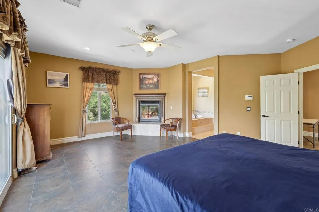 https://cdn.realtyfeed.com/cdn/127/306455638/55c1f52f3428c97f7b1964150aa3e83e.webp