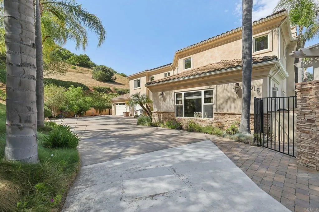 https://cdn.realtyfeed.com/cdn/127/306455638/d1653d97cc4903fe2bacd9c46ca8af50.webp