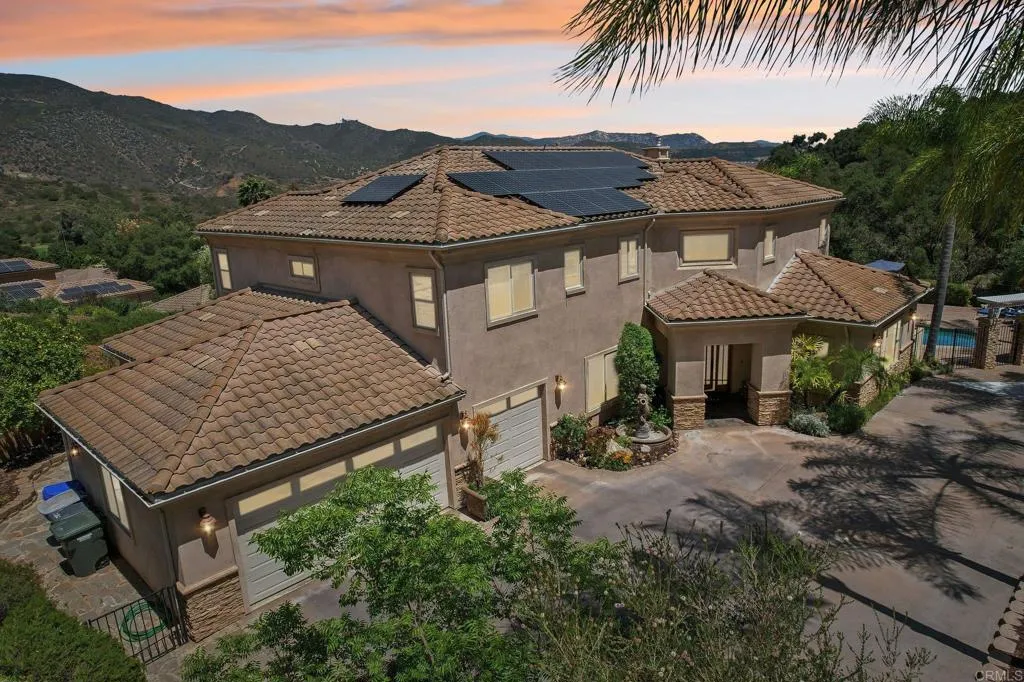 https://cdn.realtyfeed.com/cdn/127/306455638/f42a163552ac2e33315ea8075ae7f8ad.webp