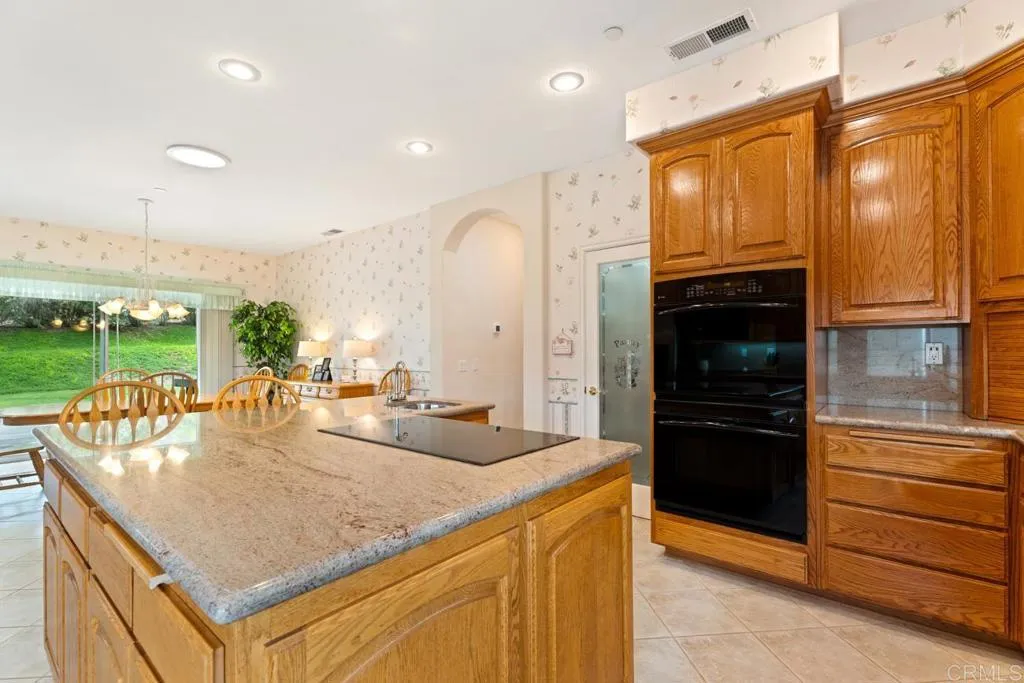 https://cdn.realtyfeed.com/cdn/127/306455662/3a4ce1f2247bc3e553042d2376237200.webp