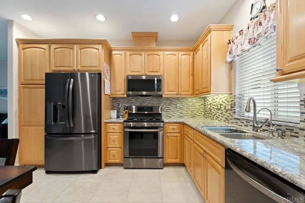 https://cdn.realtyfeed.com/cdn/127/306455662/48783e217af91e66f5f346df78e11f60.webp
