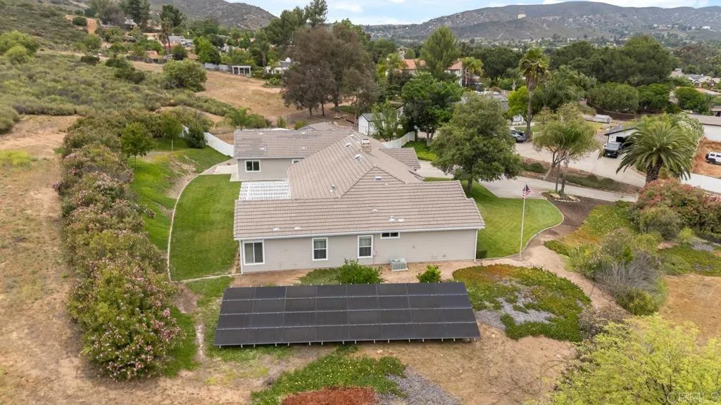 https://cdn.realtyfeed.com/cdn/127/306455662/488d31bad3a79db24986005203608d35.webp
