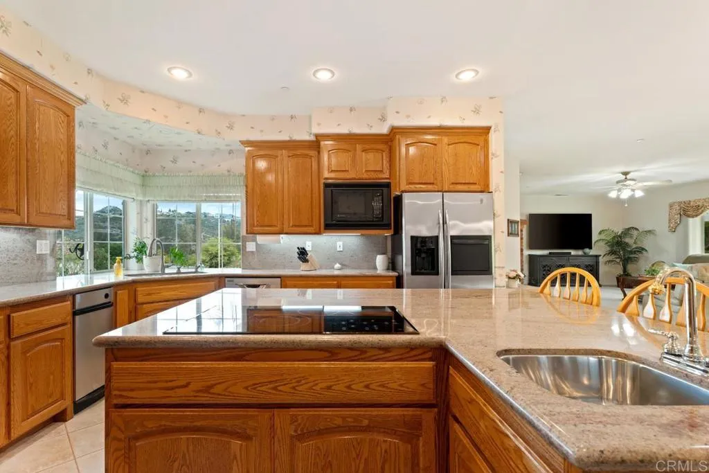 https://cdn.realtyfeed.com/cdn/127/306455662/61392a5fa332abbb181a22b100e77e7f.webp
