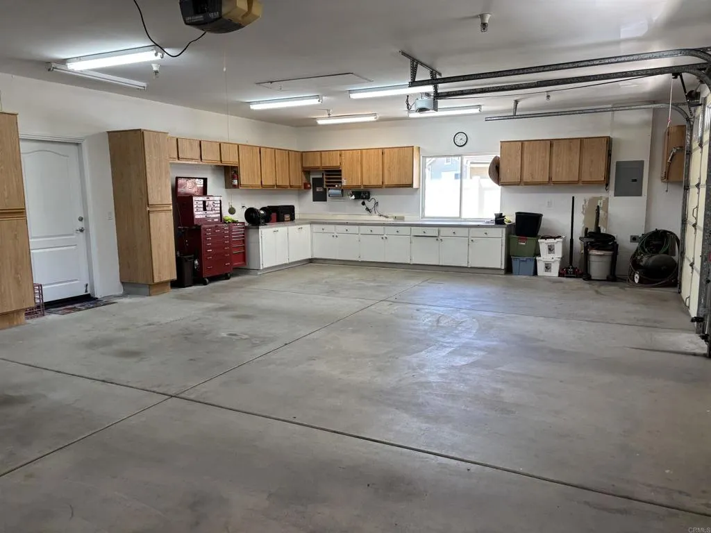 https://cdn.realtyfeed.com/cdn/127/306455662/6a0f62459b54f501e3a80249c87672e5.webp