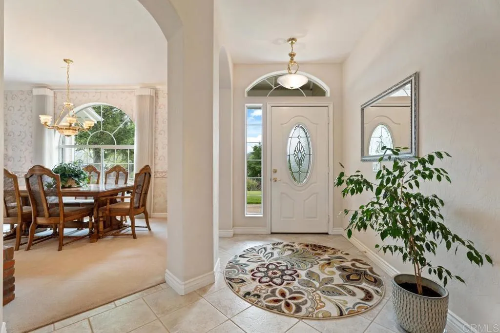 https://cdn.realtyfeed.com/cdn/127/306455662/cd737f850225864077a631e66468fbaf.webp