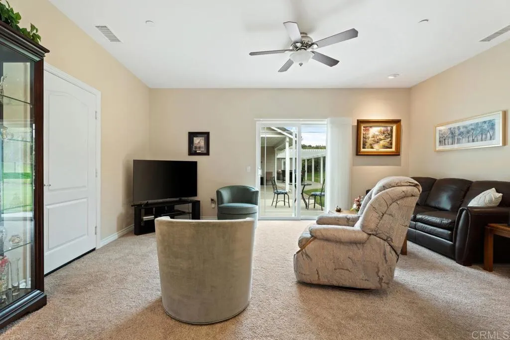 https://cdn.realtyfeed.com/cdn/127/306455662/d167cb64d4b3df484b30f2d05d698013.webp