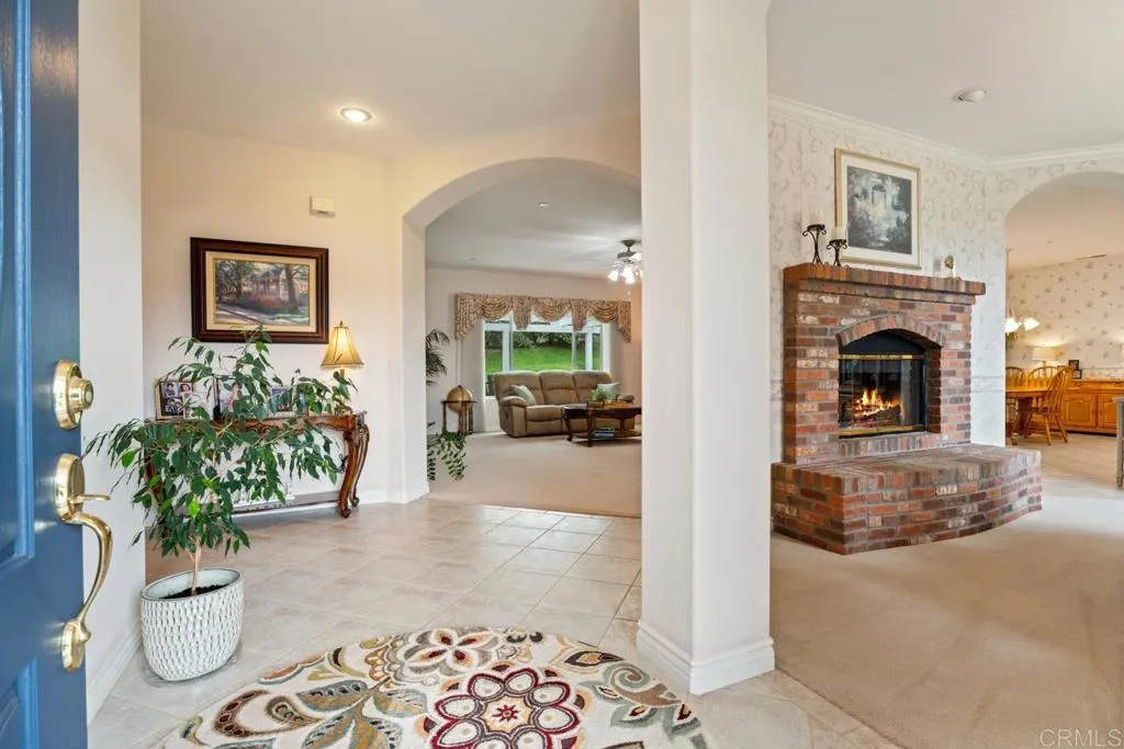 https://cdn.realtyfeed.com/cdn/127/306455662/ef8e6bf0a31bc82fb35f0db5fbdab021.webp