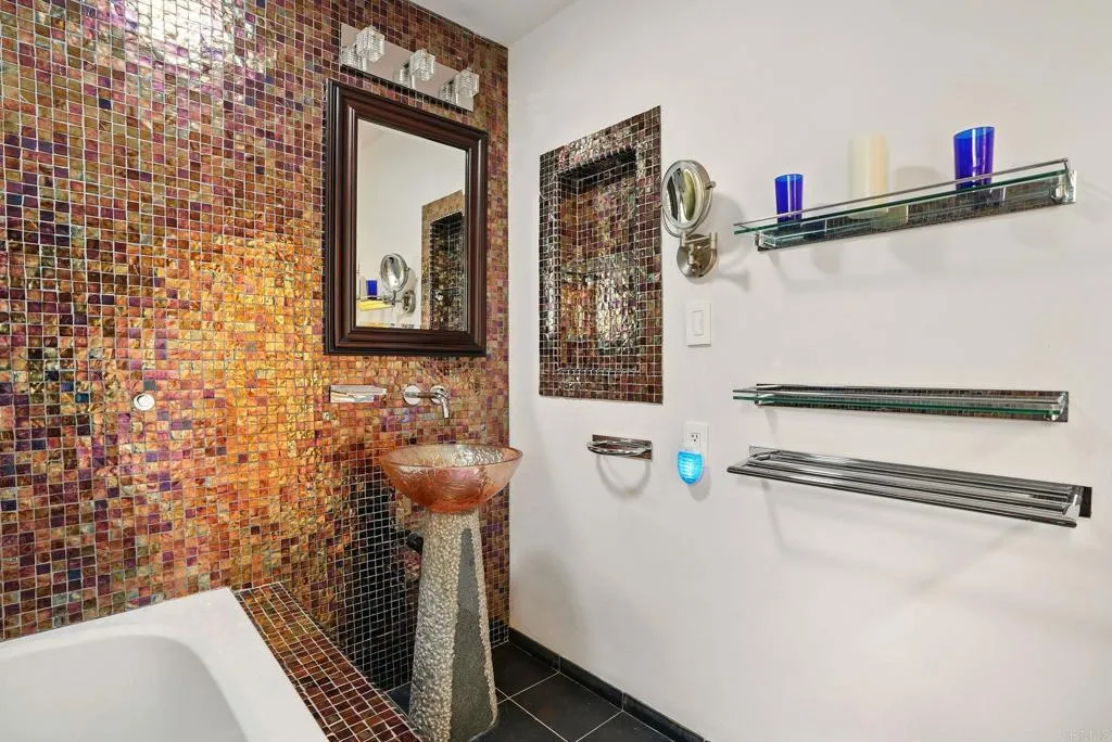 https://cdn.realtyfeed.com/cdn/127/306455847/16bdb09711313d3bd2e45f479e5c0f5a.webp