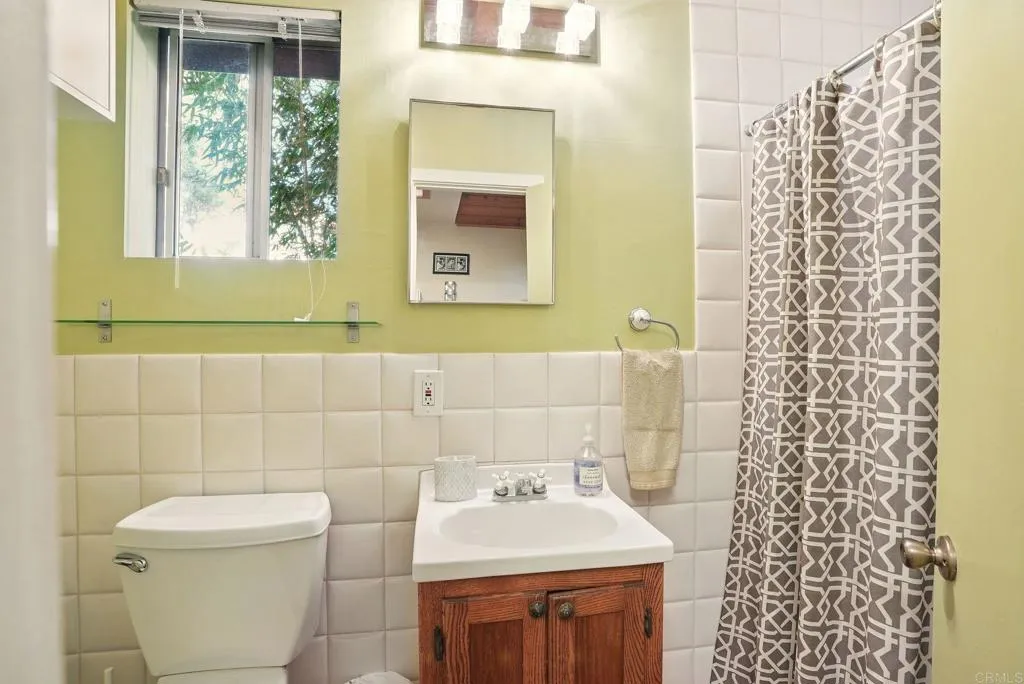 https://cdn.realtyfeed.com/cdn/127/306455847/32ab5f4511862c6a23ba55e2bb48ef11.webp