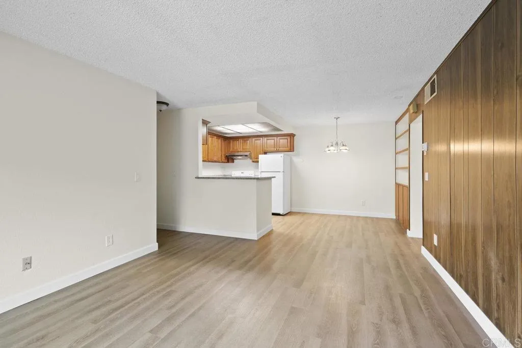 Photo #9: PTP2504049 Listing: Photo #9