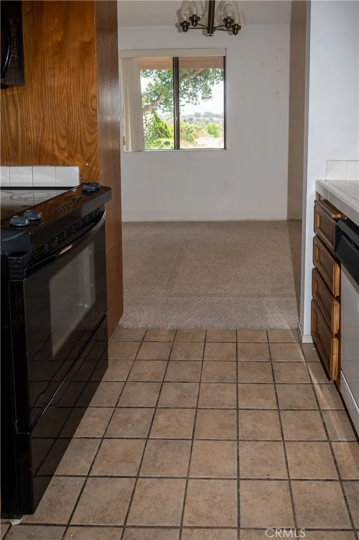Photo #13: TR25122531 Listing: Photo #13
