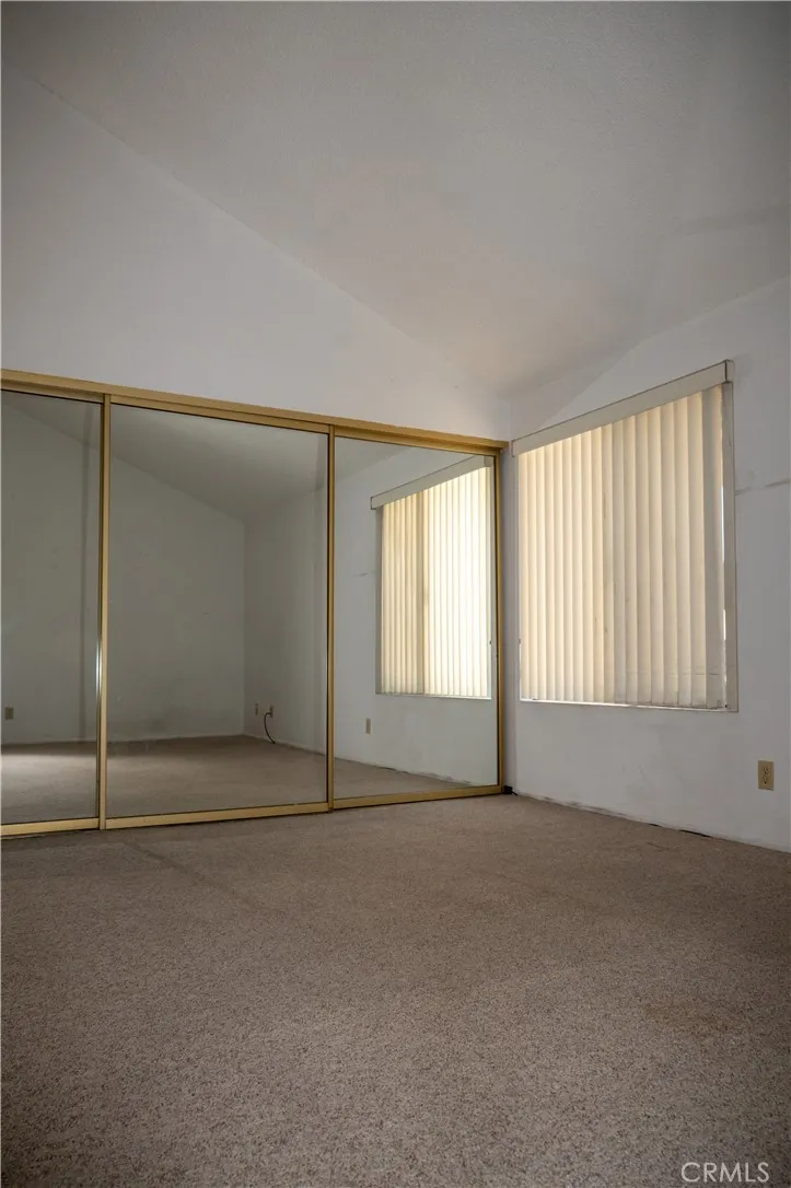 Photo #5: TR25122531 Listing 